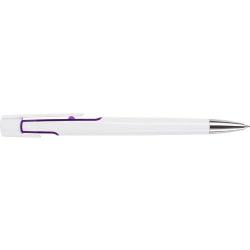 Cheap Stationery Supply of Plastic ballpen with blue ink.  Office Statationery
